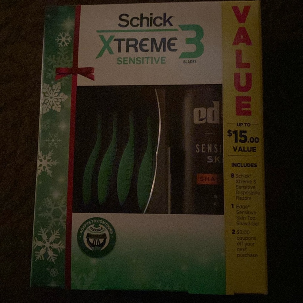 Schick Xtreme 3 Sensitive gift set